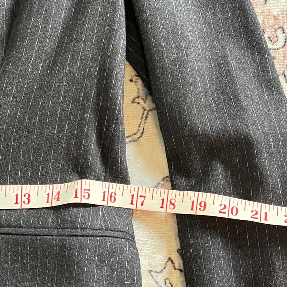 Polo Ralph Lauren (8) soft wool one-button blazer, EUC, perfect condition. - Picture 7 of 16